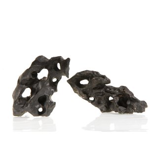 1 St&uuml;ck Schwarzes Lochgestein 15-20 cm